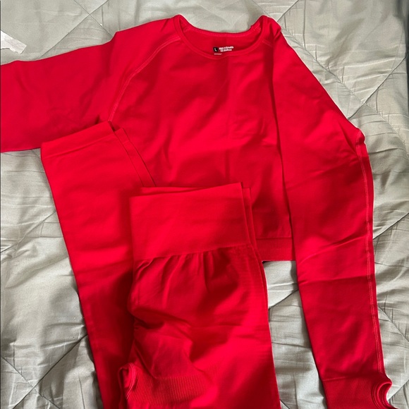 Vibrant Red LS Workout Set - Picture 1 of 5